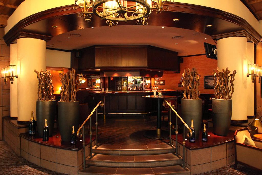 斯图加特弗塔纳铂尔曼酒店 外观 照片